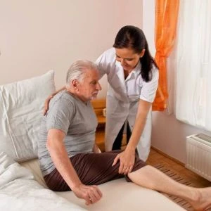 İzmir Karabağlar Yeşilyurt’ta Yatılı Hasta Bakıcı Aranıyor