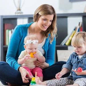 Çocuk Bakıcı Selçuk Otel Gündüz Çalışma Hemen Başvur